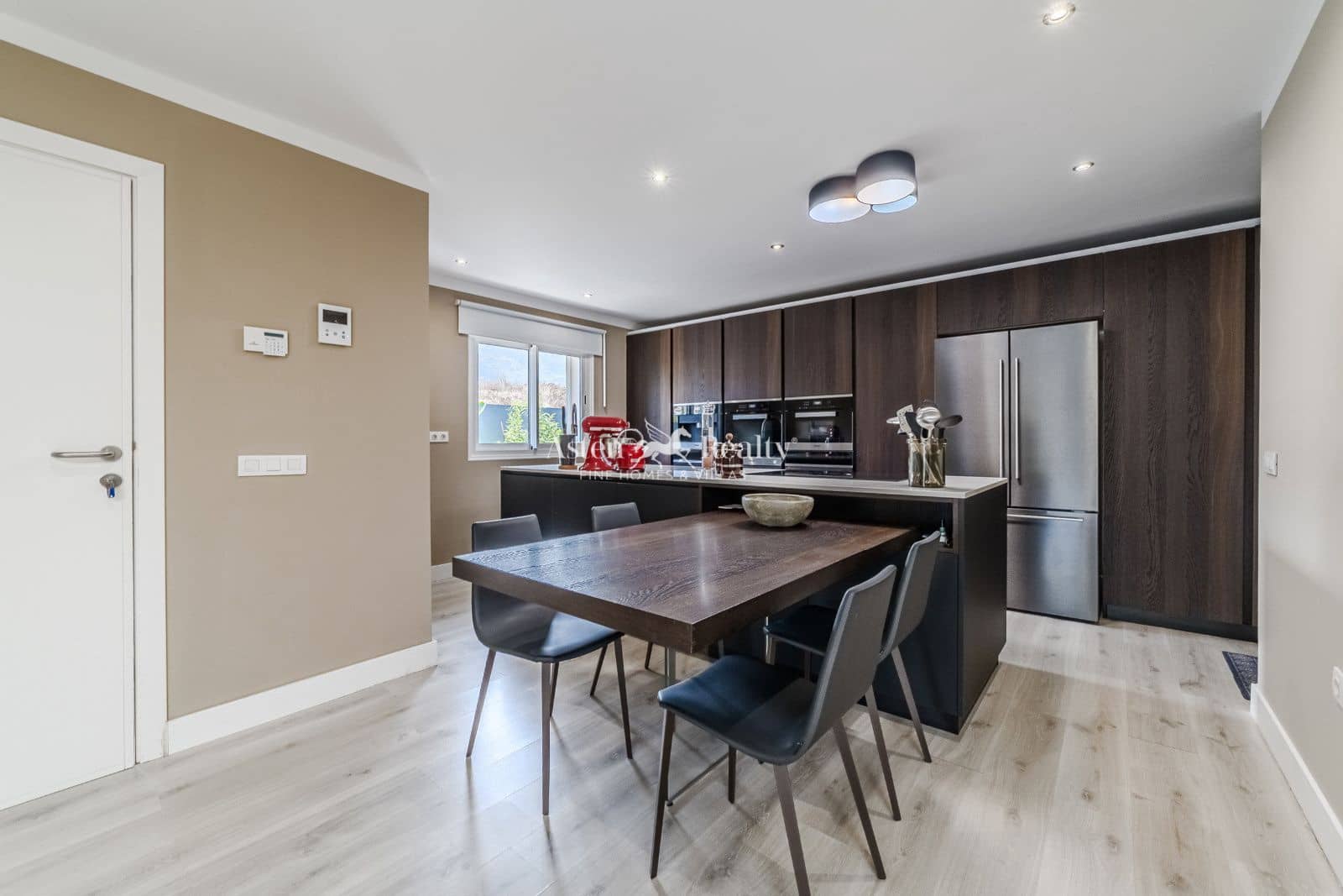 4 slaapkamer Huis te koop in La Orotava met zwembad garage - € 1.350.000 (Ref: 9187767)