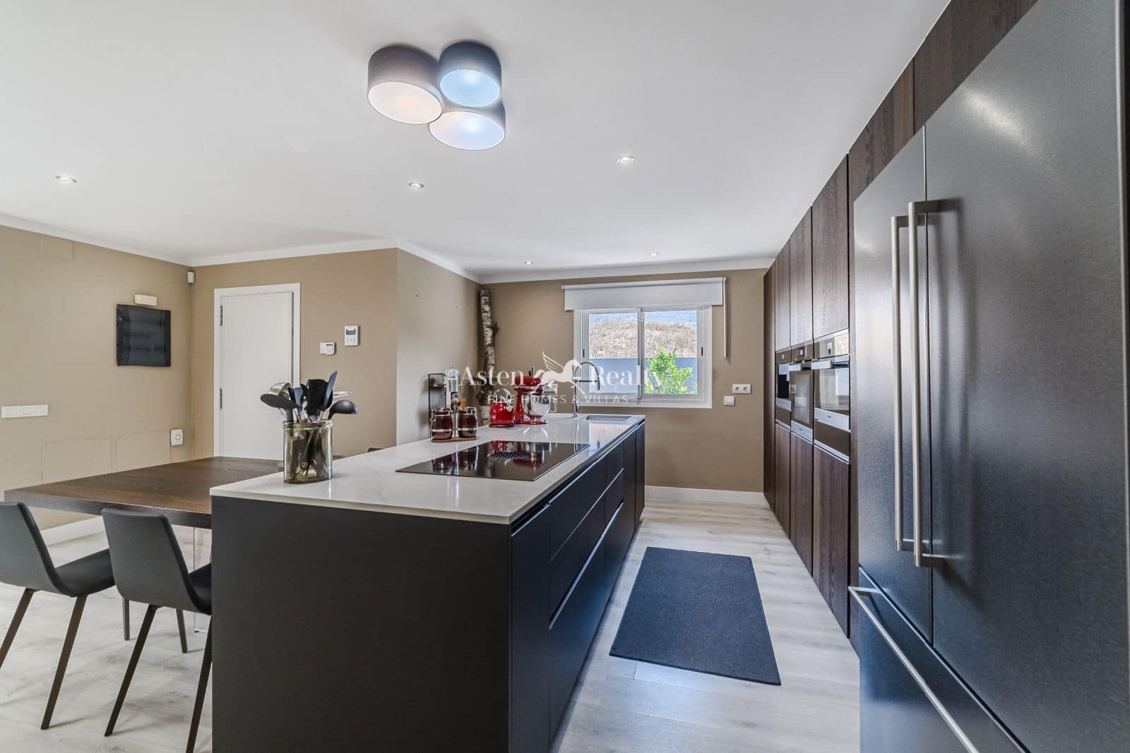 4 slaapkamer Huis te koop in La Orotava met zwembad garage - € 1.350.000 (Ref: 9187767)