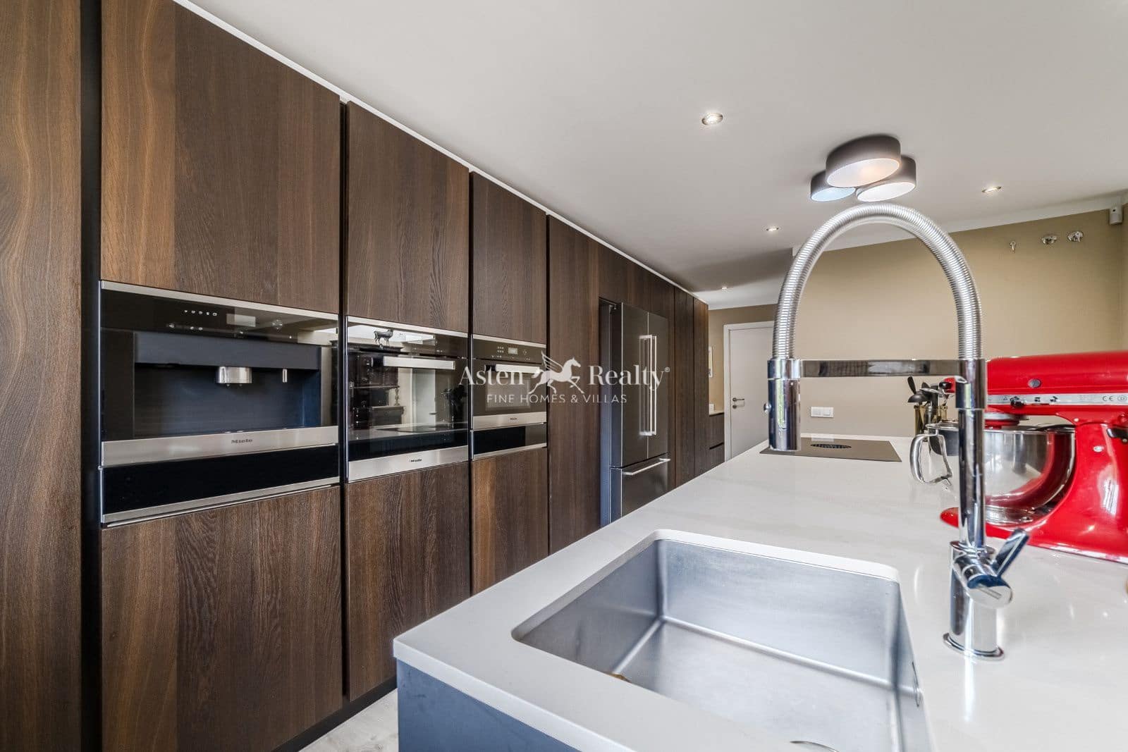 4 slaapkamer Huis te koop in La Orotava met zwembad garage - € 1.350.000 (Ref: 9187767)