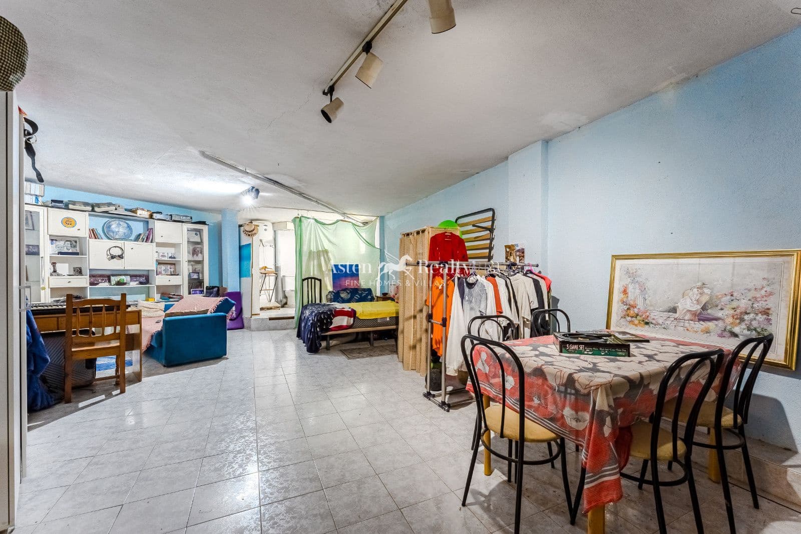 Virksomhed til salg i Playa San Juan - € 403.000 (Ref: 9190352)