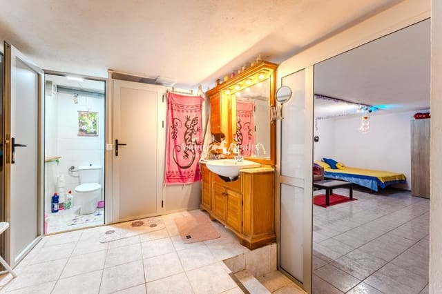 Yritys myytävänä paikassa Playa San Juan, Guía de Isora - 403 000 € (Ref: 9190352)