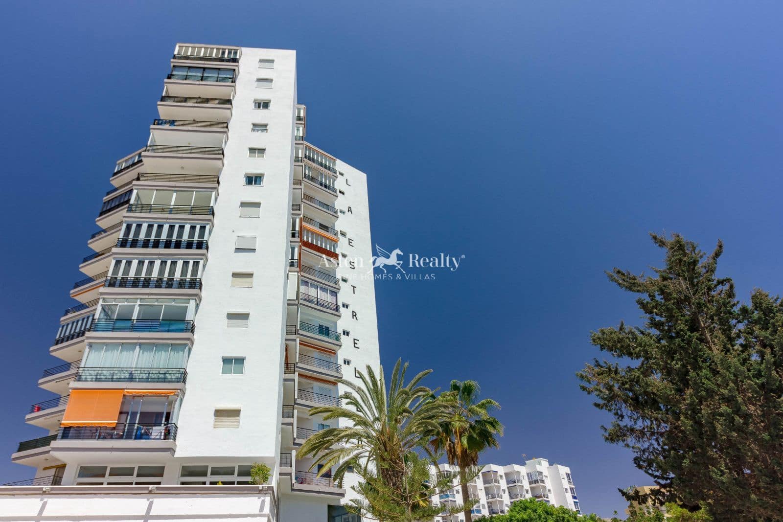 1 chambre Appartement à vendre à Los Cristianos avec piscine garage - 350 000 € (Ref: 9190353)