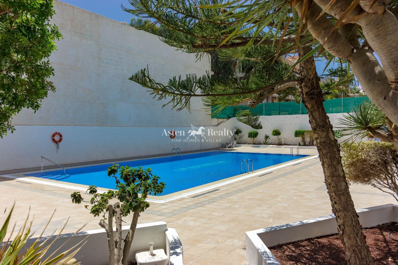 1 chambre Appartement à vendre à Los Cristianos avec piscine garage - 350 000 € (Ref: 9190353)