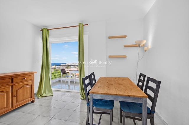 1 soverom Leilighet til salgs i Los Cristianos, Arona med svømmebasseng garasje - € 315 000 (Ref: 9190353)