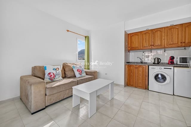 1 soverom Leilighet til salgs i Los Cristianos, Arona med svømmebasseng garasje - € 315 000 (Ref: 9190353)