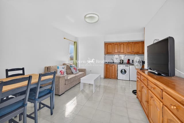 1 soverom Leilighet til salgs i Los Cristianos, Arona med svømmebasseng garasje - € 315 000 (Ref: 9190353)