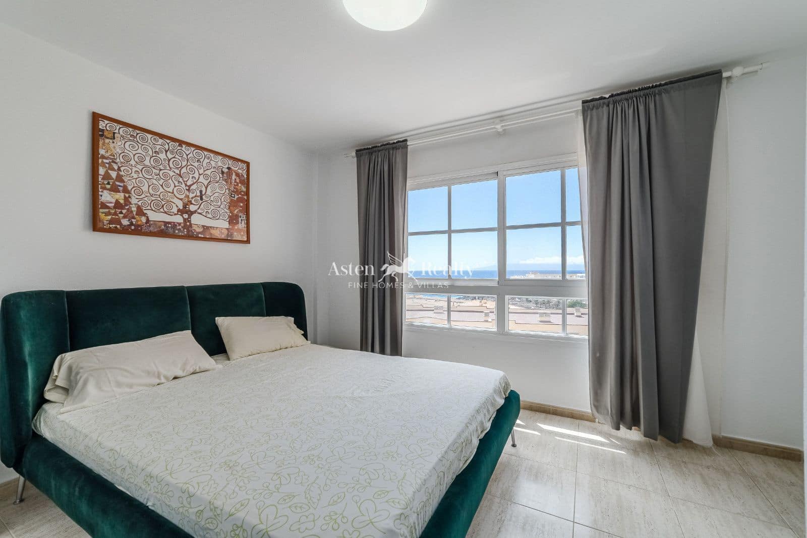 2 soveværelse Penthouse til salg i Callao Salvaje med swimmingpool - € 369.000 (Ref: 9193224)