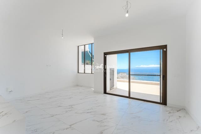 2 soveværelse Lejlighed til salg i Puerto Santiago, Santiago del Teide med swimmingpool - € 575.000 (Ref: 9194759)