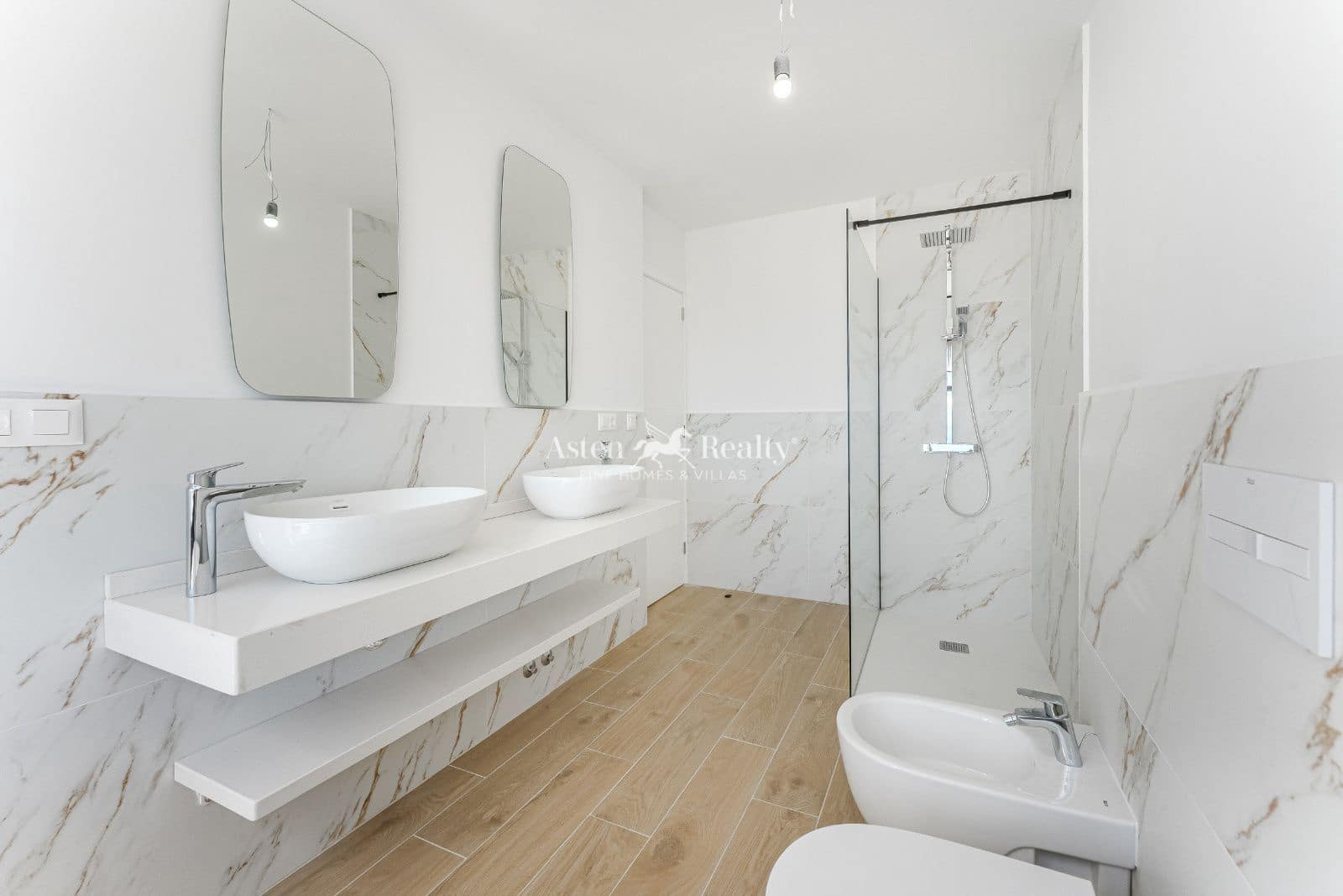 2 soveværelse Lejlighed til salg i Puerto Santiago med swimmingpool - € 575.000 (Ref: 9194759)