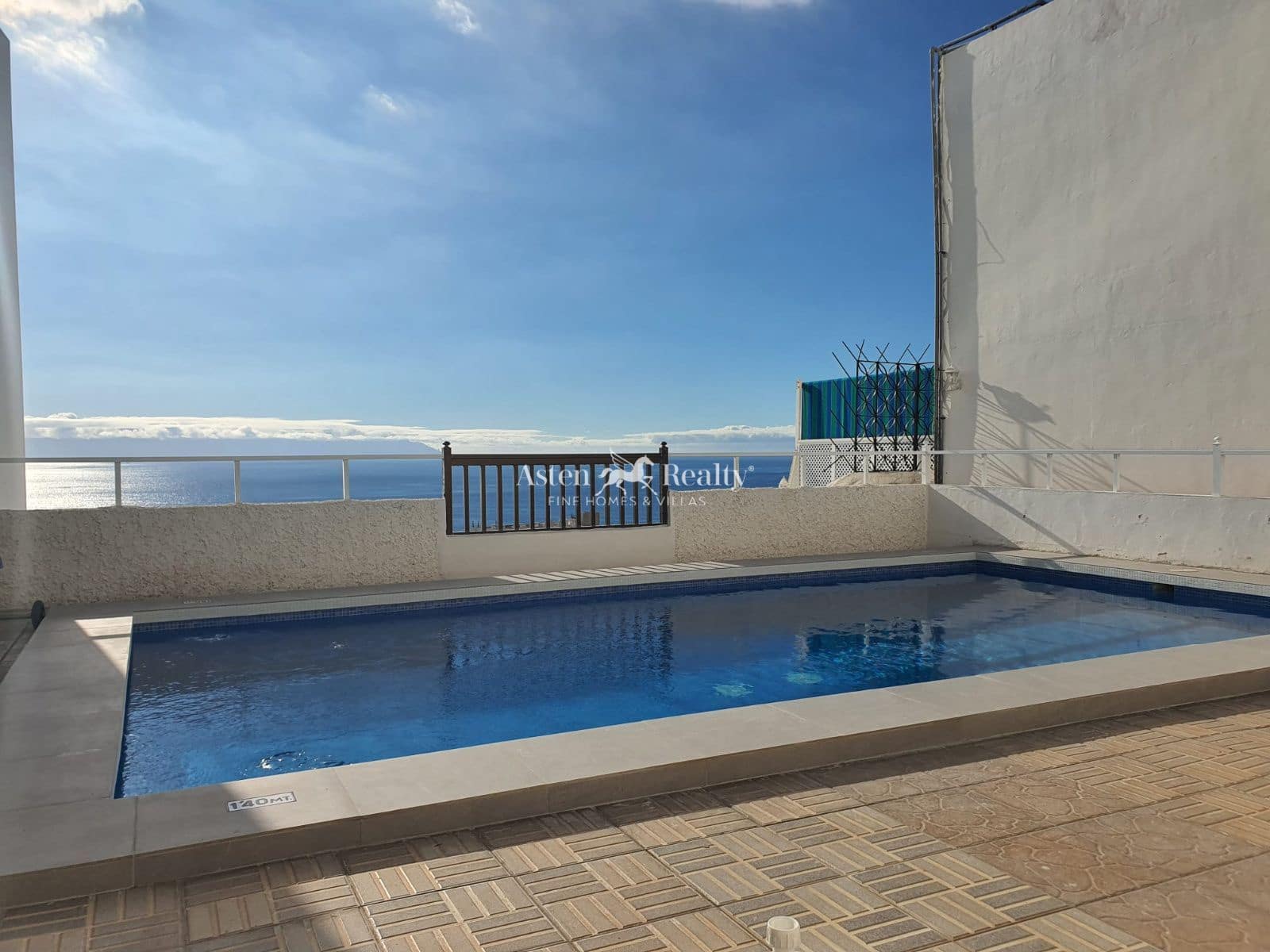 2 soveværelse Lejlighed til salg i Puerto Santiago med swimmingpool - € 575.000 (Ref: 9194759)