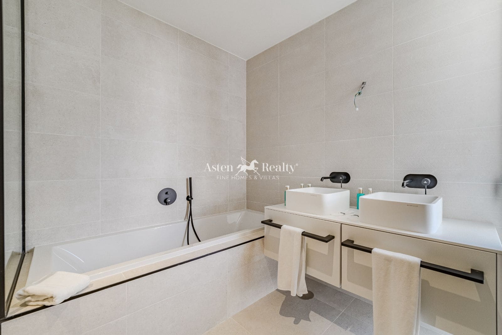 3 slaapkamer Huis te koop in Callao Salvaje met zwembad garage - € 1.680.000 (Ref: 9196982)