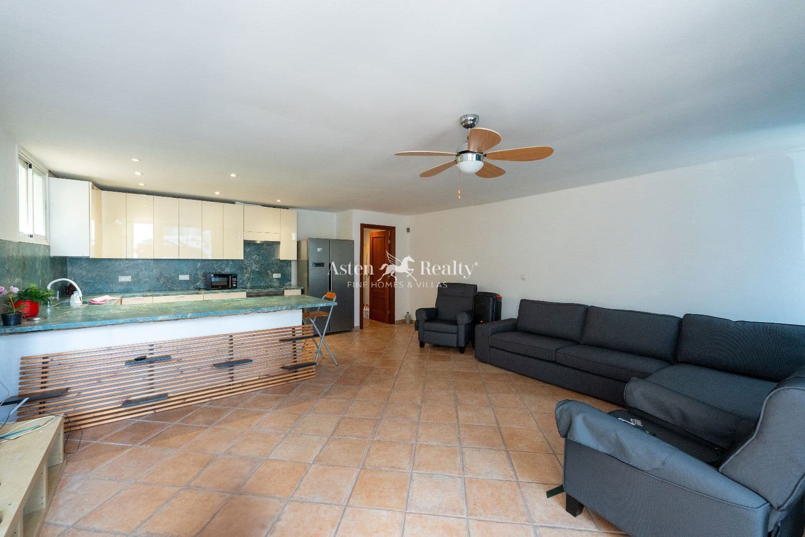 8 soveværelse Byhus til salg i Golf del Sur med swimmingpool garage - € 1.800.000 (Ref: 9197134)