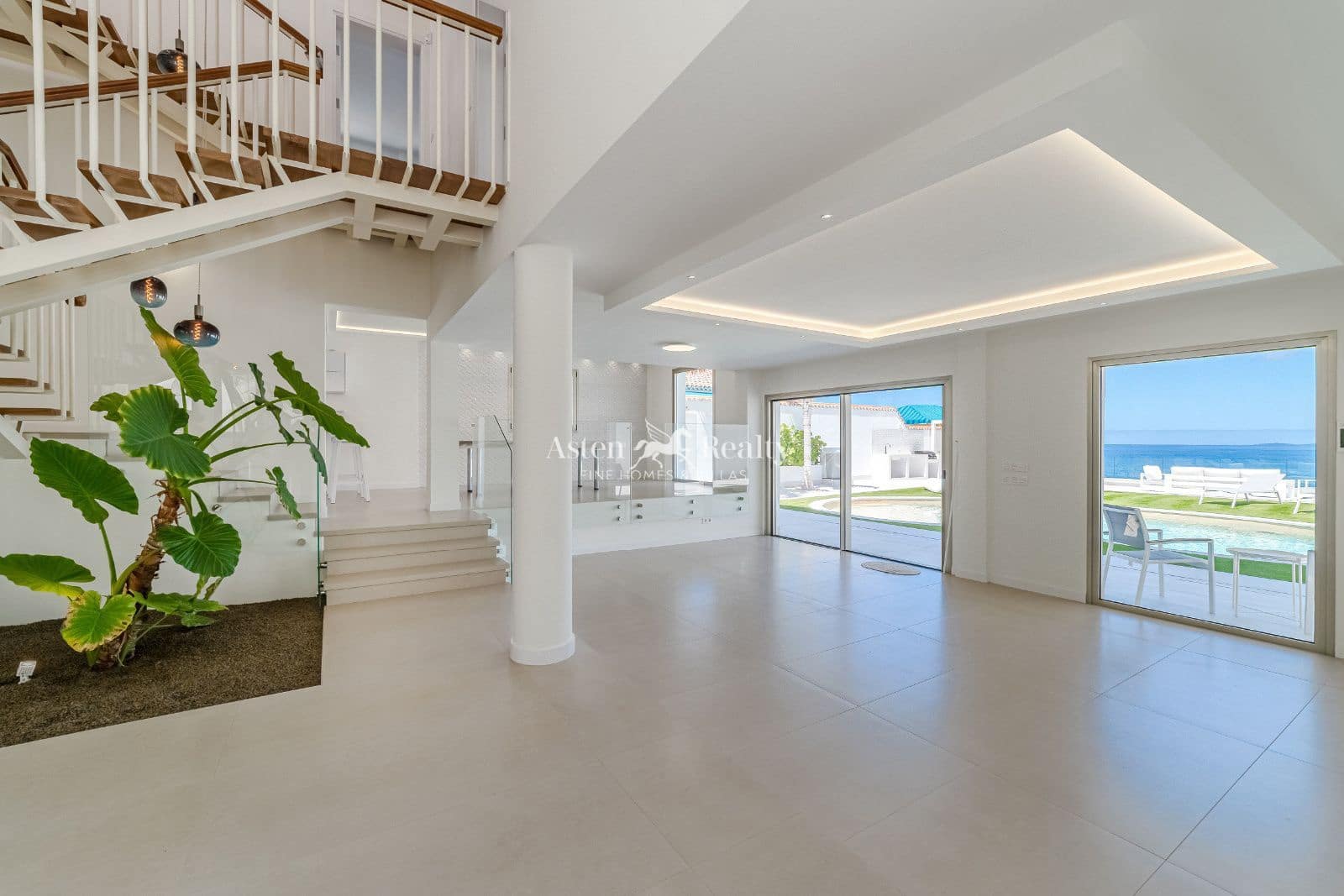 7 quarto Casa em Banda para venda em Puerto Santiago com piscina garagem - 4 998 000 € (Ref: 9197135)