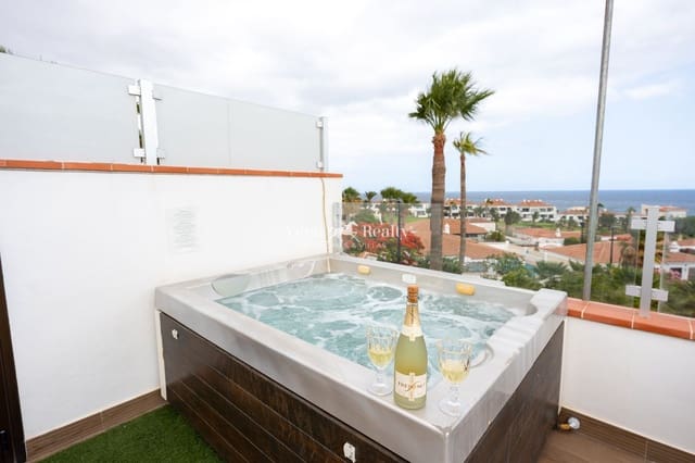 4 Zimmer Haus zu verkaufen in Golf del Sur, San Miguel de Abona mit Pool Garage - 1.100.000 € (Ref: 9197137)