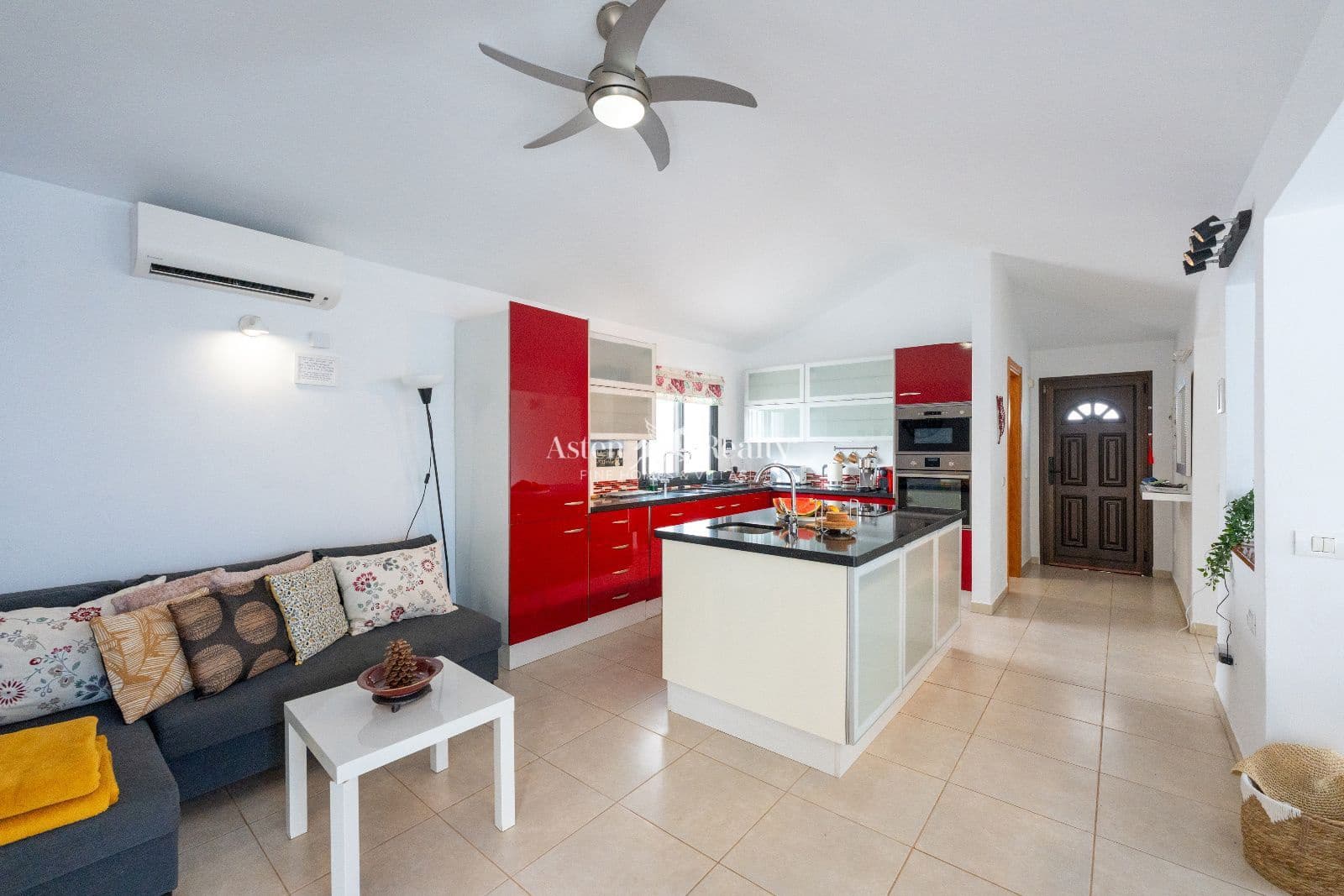 4 soverom Hus til salgs i Golf del Sur med svømmebasseng garasje - € 1 100 000 (Ref: 9197137)