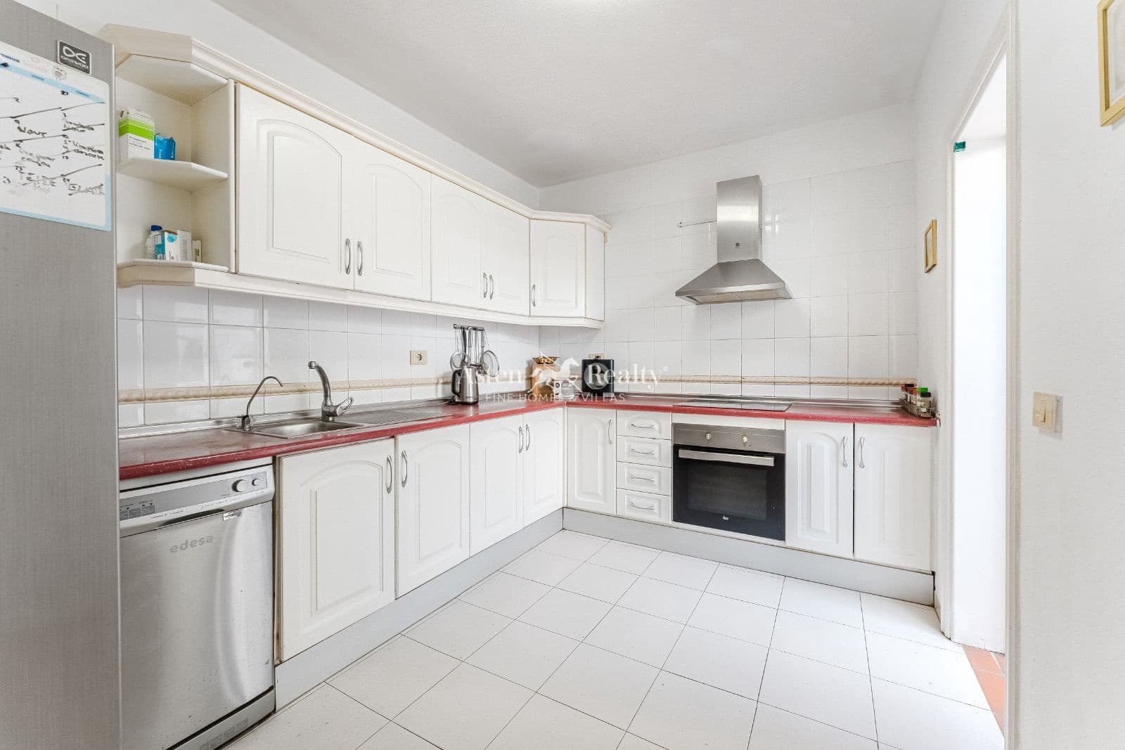 3 chambre Villa/Maison à vendre à Torviscas avec piscine garage - 750 000 € (Ref: 9197344)