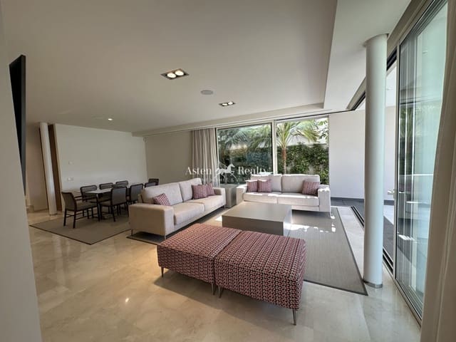 4 slaapkamer Huis te koop in Playa de las Americas, Arona met zwembad garage - € 3.250.000 (Ref: 9197346)