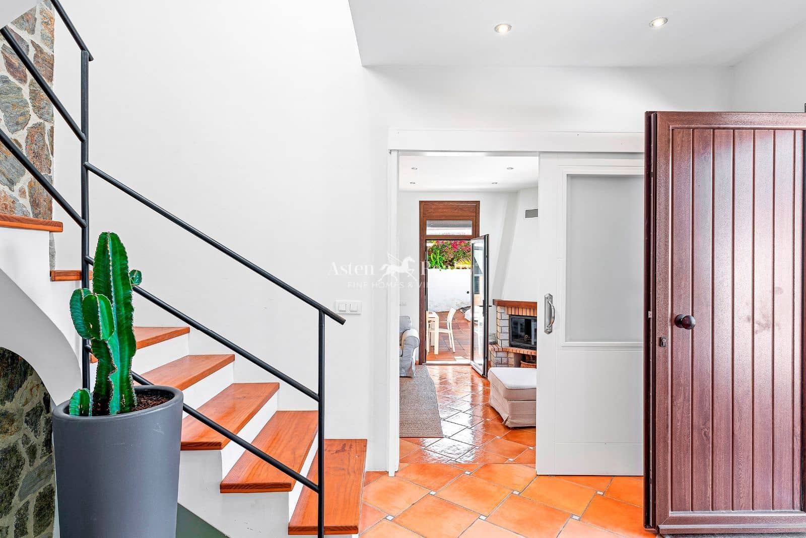 5 soveværelse Byhus til salg i Tejina de Guia de Isora med swimmingpool garage - € 1.175.000 (Ref: 9199948)