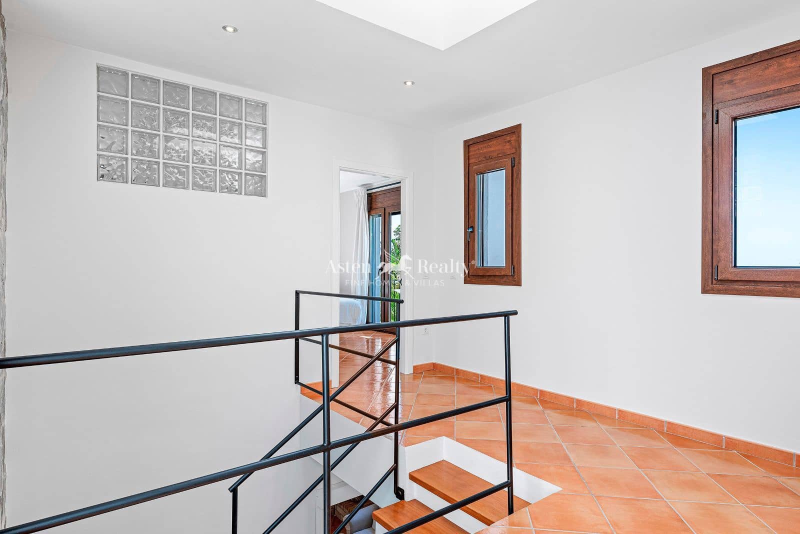 5 soveværelse Byhus til salg i Tejina de Guia de Isora med swimmingpool garage - € 1.175.000 (Ref: 9199948)