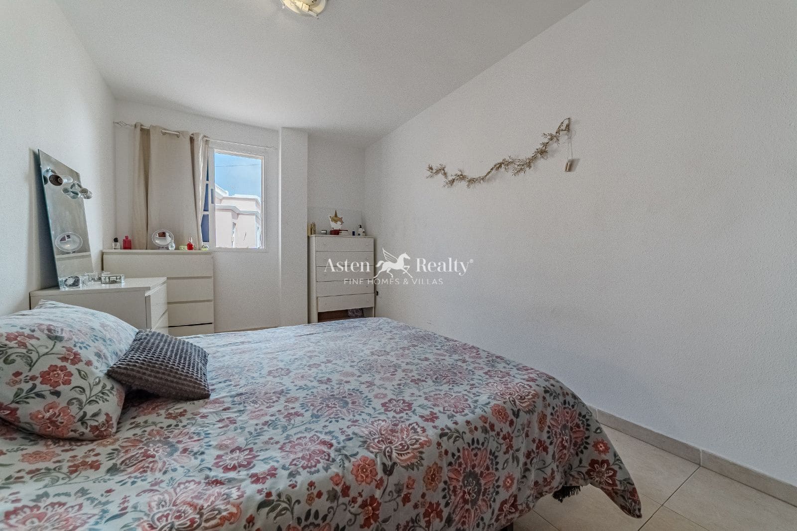 1 soveværelse Lejlighed til salg i Adeje - € 240.000 (Ref: 9200080)