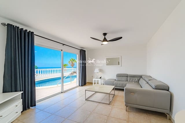 3 slaapkamer Huis te koop in Puerto Santiago, Santiago del Teide met zwembad garage - € 995.000 (Ref: 9201973)