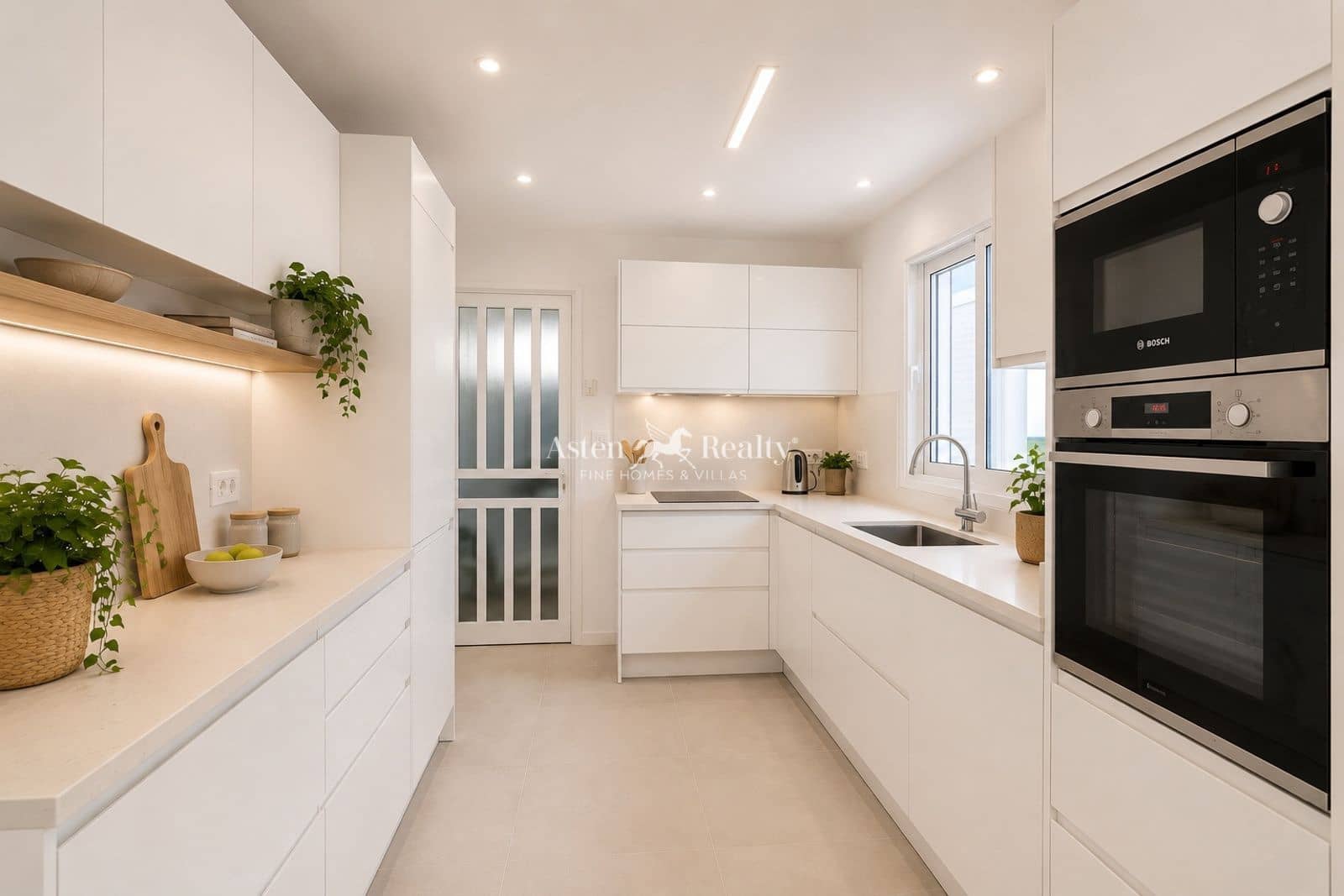 3 chambre Maison de Ville à vendre à Puerto Santiago avec piscine garage - 945 000 € (Ref: 9201973)