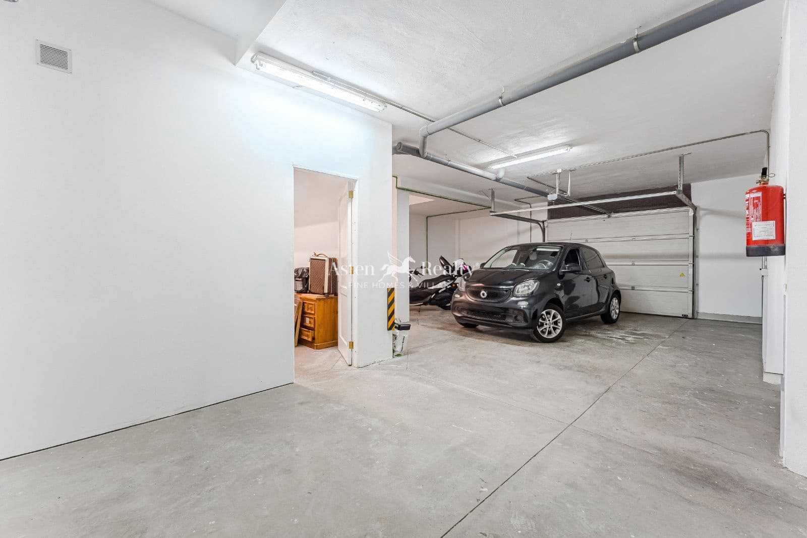 3 sypialnia Dom na sprzedaż w Playa Paraiso z basenem garażem - 1 350 000 € (Ref: 9204034)