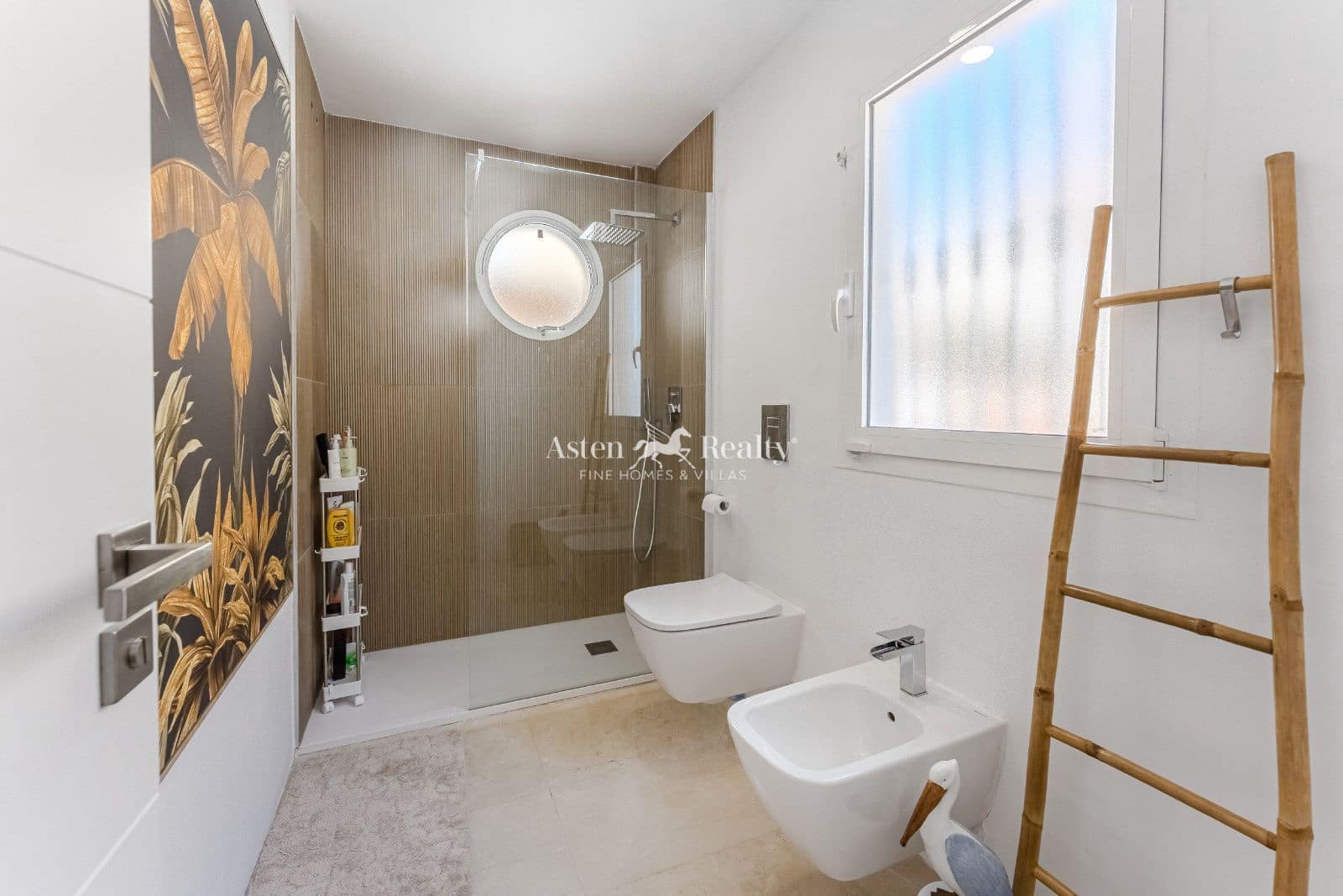 3 sypialnia Dom na sprzedaż w Playa Paraiso z basenem garażem - 1 350 000 € (Ref: 9204034)