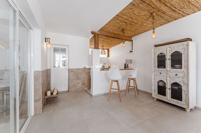 3 slaapkamer Huis te koop in Playa Paraiso, Adeje met zwembad garage - € 1.350.000 (Ref: 9204034)