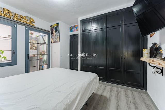 1 slaapkamer Flat te koop in Buzanada, Arona - € 185.000 (Ref: 9205324)