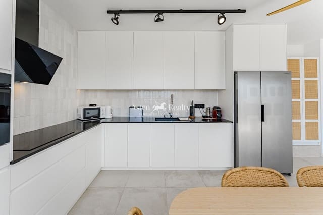 5 soveværelse Byhus til salg i San Eugenio Alto, Adeje med swimmingpool garage - € 1.789.000 (Ref: 9205547)