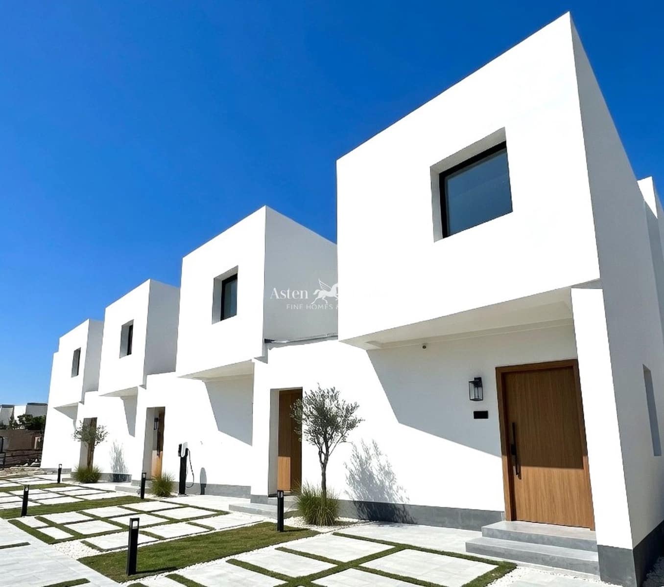 4 slaapkamer Huis te koop in Villaverde met zwembad garage - € 753.000 (Ref: 9216179)