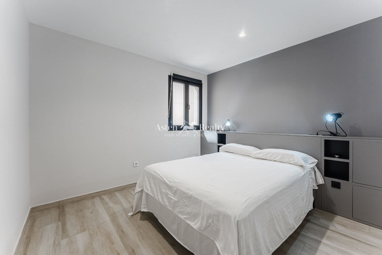 2 soveværelse Lejlighed til salg i El Medano med garage - € 549.000 (Ref: 9216755)