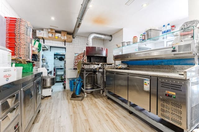 Virksomhed til salg i Torviscas Bajo, Adeje - € 365.000 (Ref: 9216756)