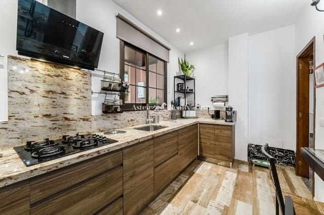 3 soverom Villa til salgs i Güímar med garasje - € 265 000 (Ref: 9217044)