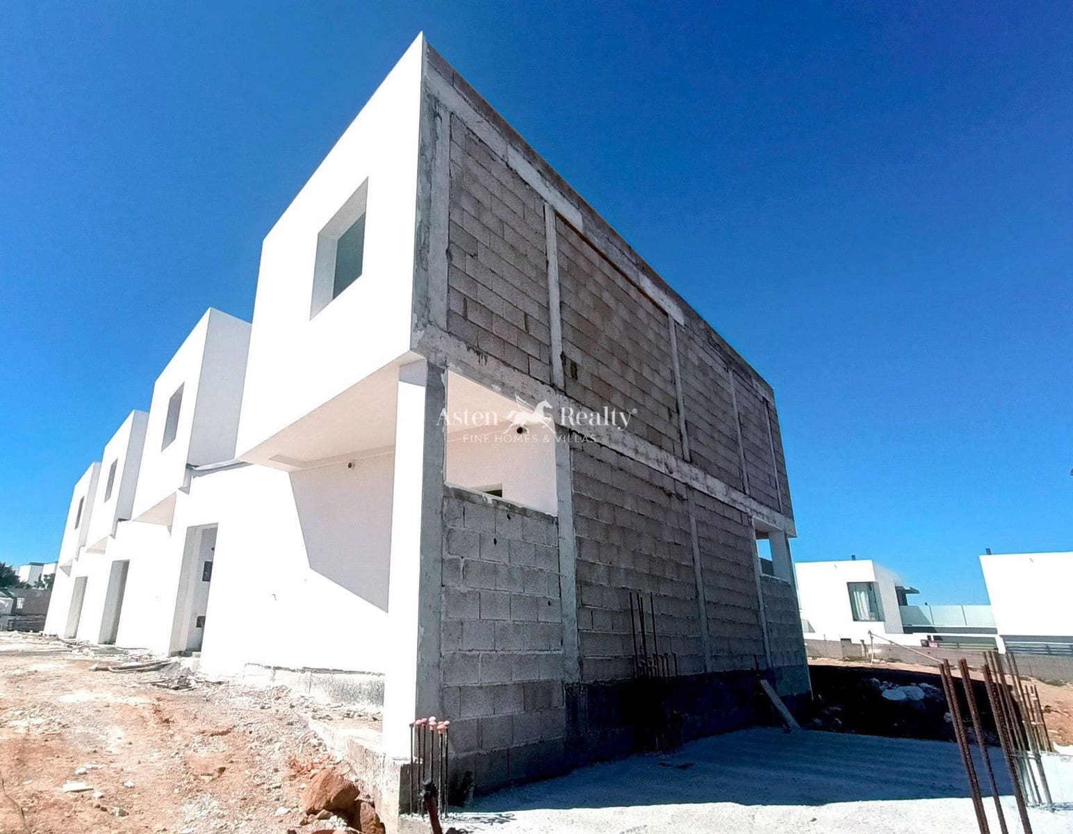 2 soverom Hus til salgs i Villaverde med svømmebasseng garasje - € 454 000 (Ref: 9219182)