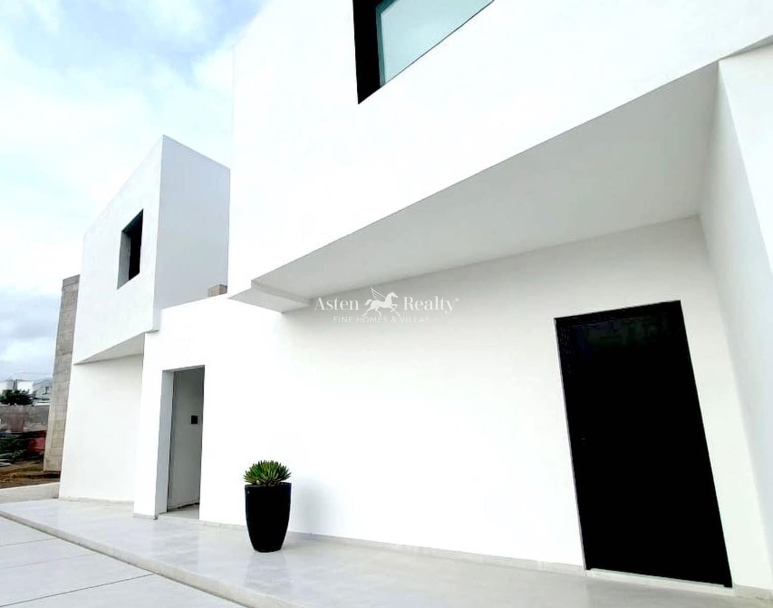 3 soveværelse Byhus til salg i Villaverde med swimmingpool garage - € 588.000 (Ref: 9221636)