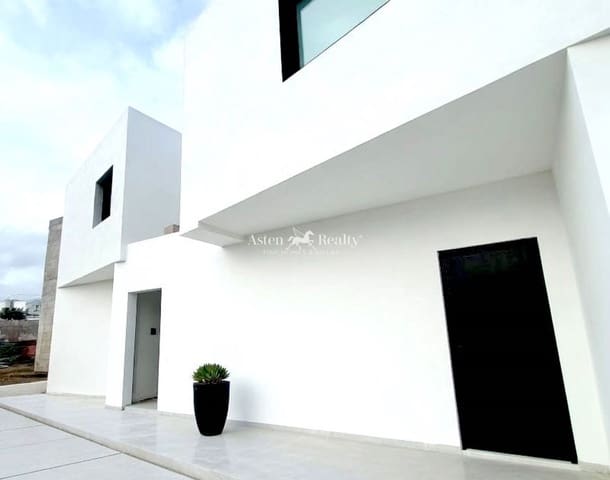 3 soveværelse Byhus til salg i Villaverde, La Oliva med swimmingpool garage - € 588.000 (Ref: 9221636)