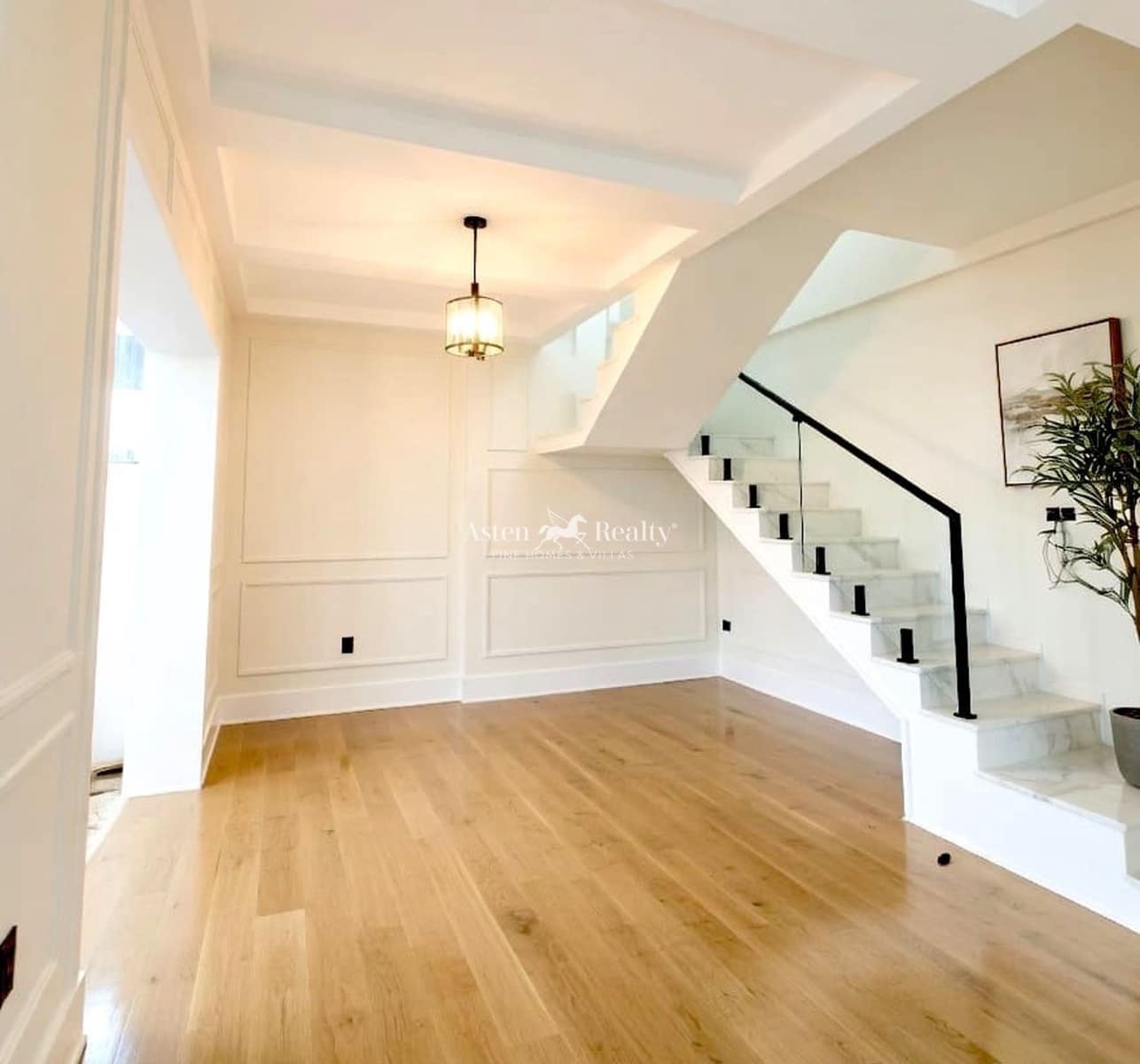 3 soveværelse Byhus til salg i Villaverde med swimmingpool garage - € 588.000 (Ref: 9221636)