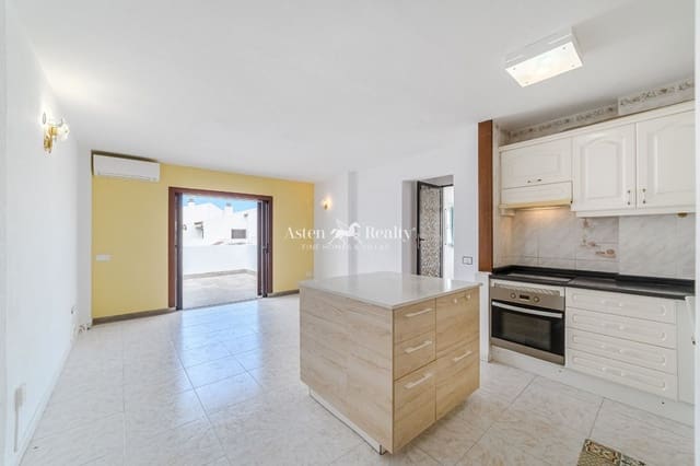 3 soveværelse Penthouse til salg i Los Cristianos, Arona med swimmingpool garage - € 448.000 (Ref: 9235148)