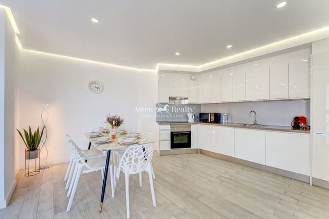 3 slaapkamer Flat te koop in Playa Paraiso, Adeje met zwembad garage - € 690.000 (Ref: 9237140)