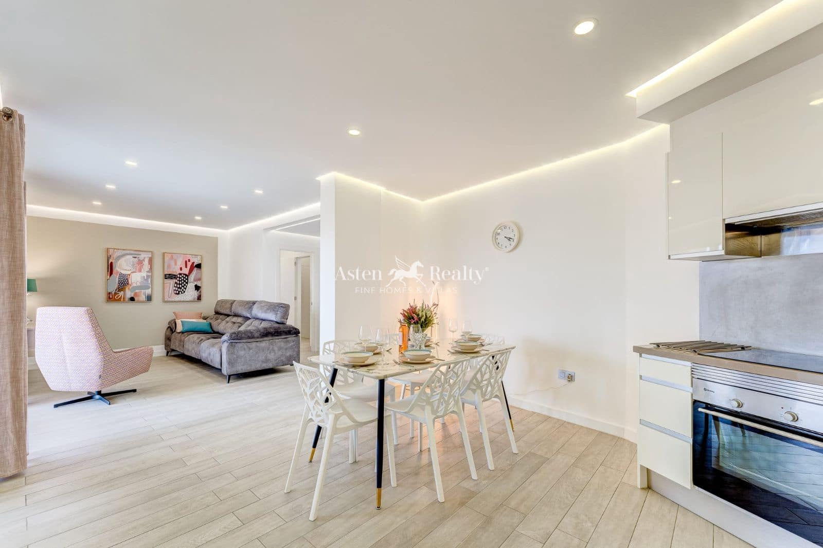 3 slaapkamer Flat te koop in Playa Paraiso met zwembad garage - € 690.000 (Ref: 9237140)