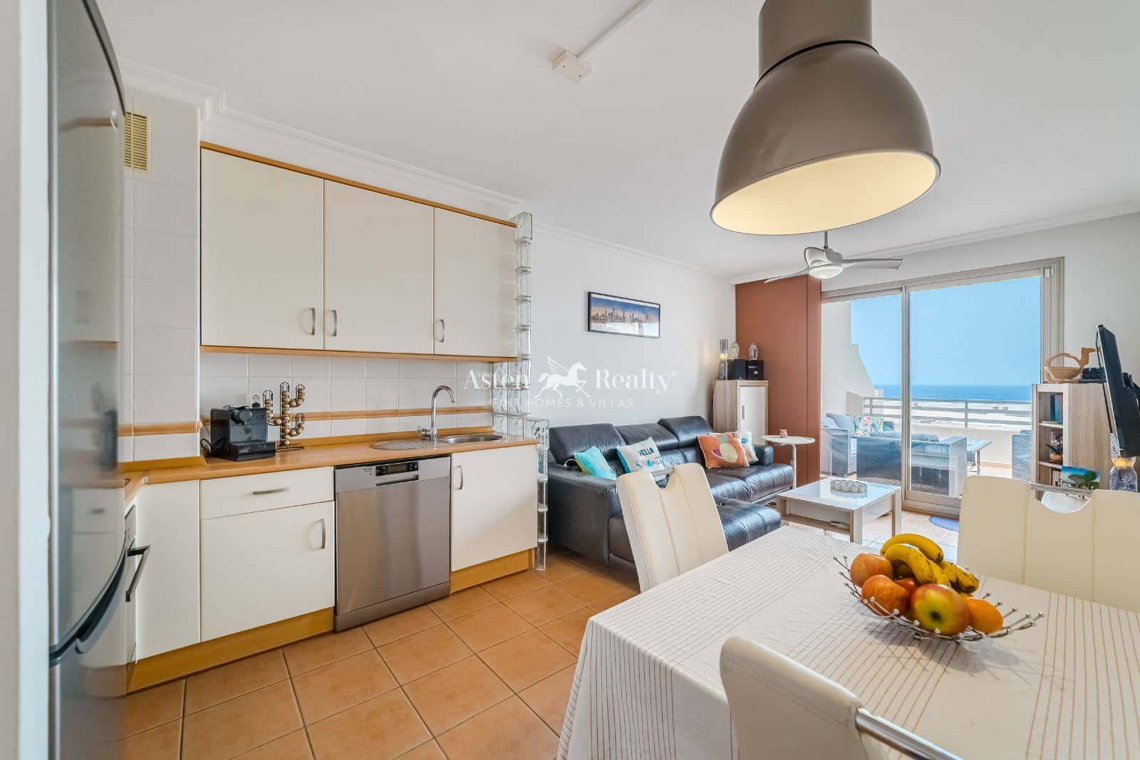 2 chambre Penthouse à vendre à El Medano avec piscine garage - 435 000 € (Ref: 9251728)