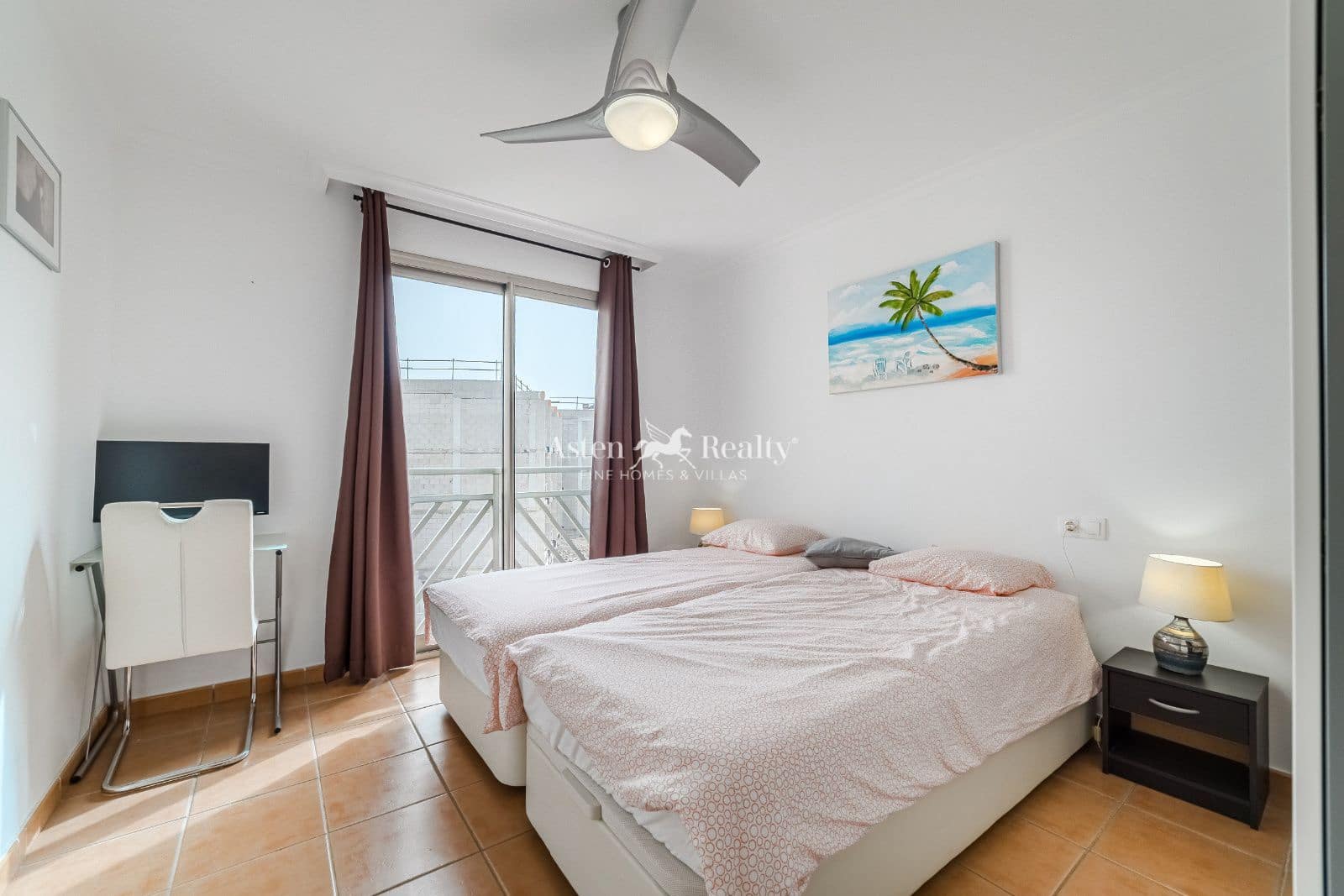 2 chambre Penthouse à vendre à El Medano avec piscine garage - 435 000 € (Ref: 9251728)