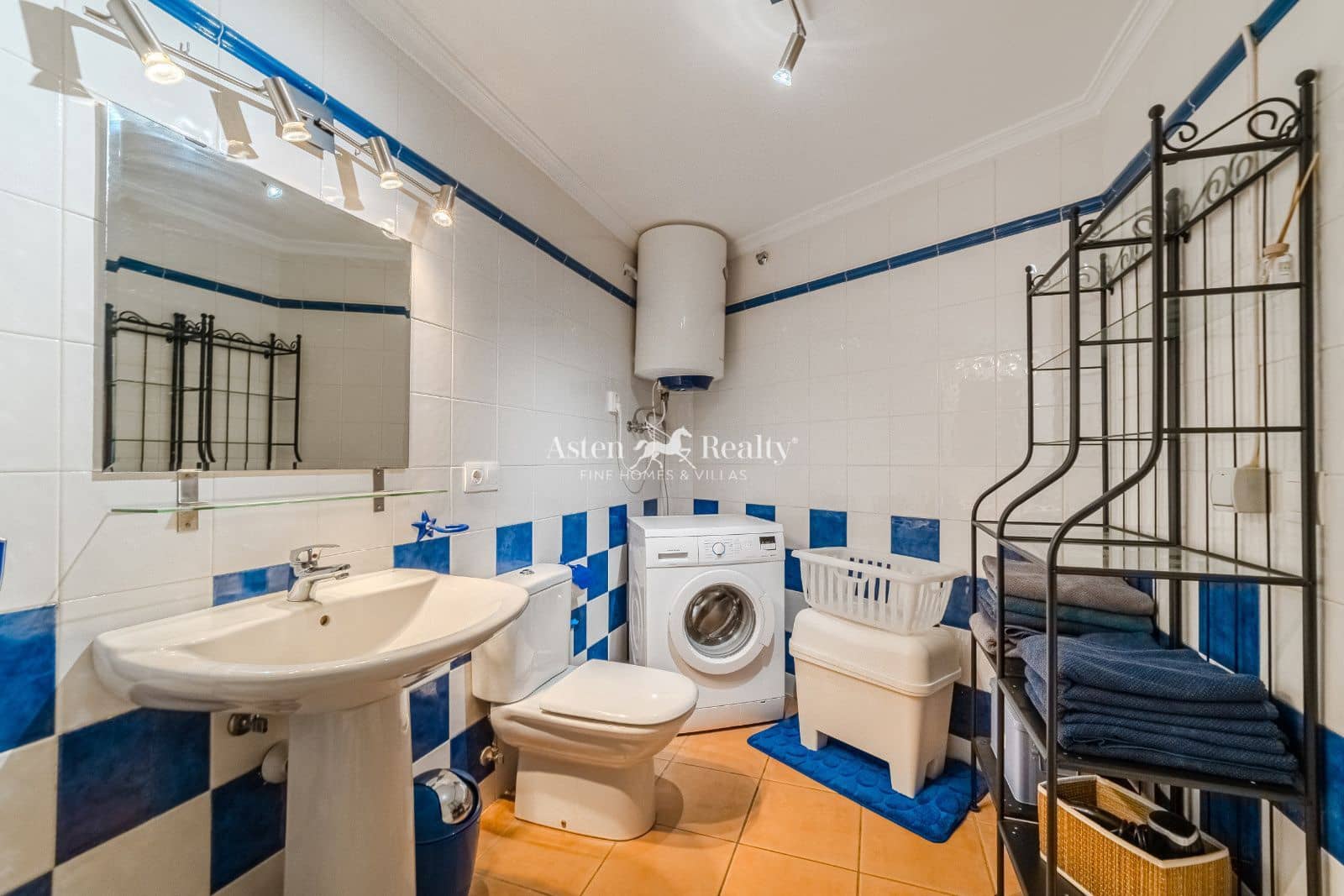 2 chambre Penthouse à vendre à El Medano avec piscine garage - 435 000 € (Ref: 9251728)