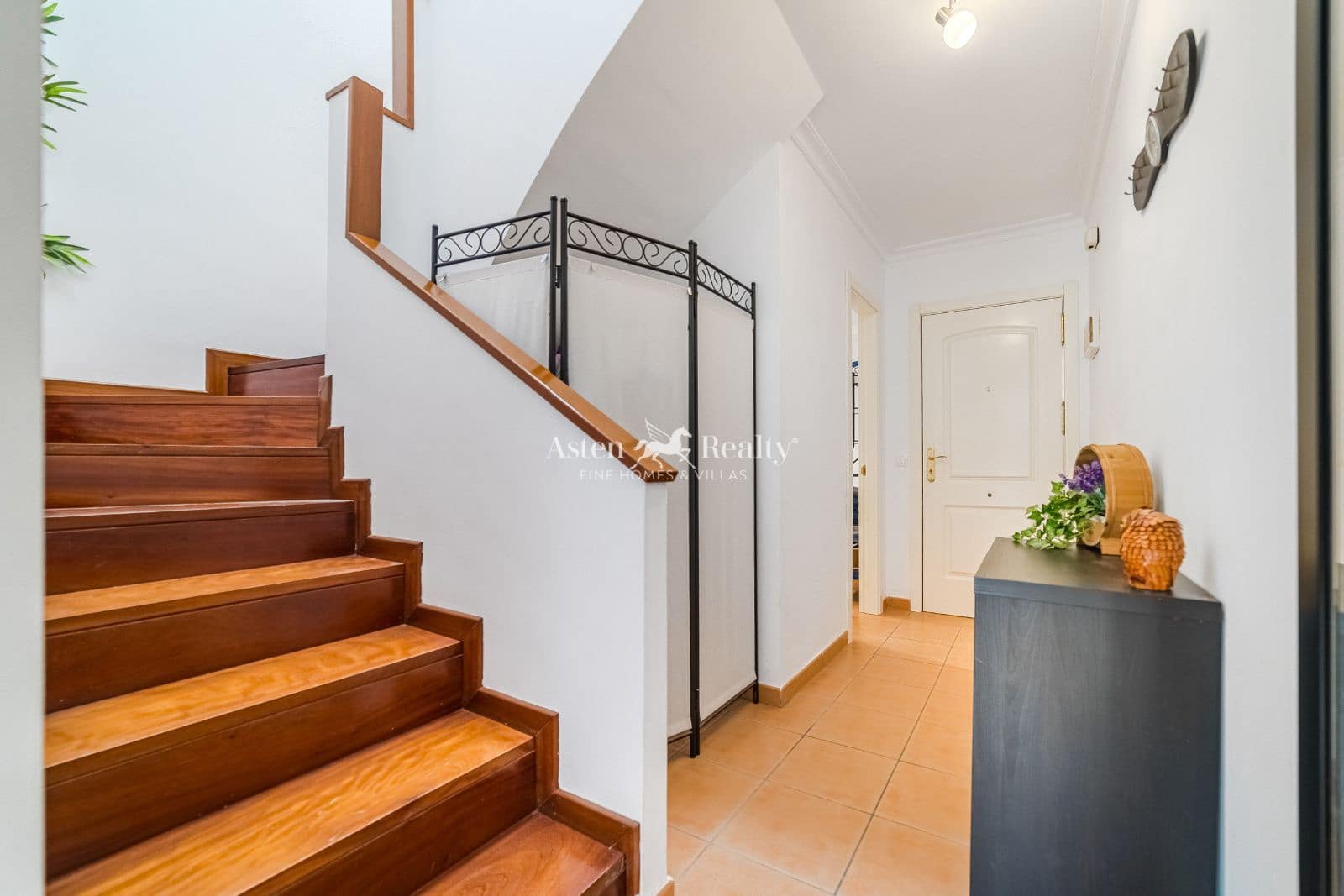 2 chambre Penthouse à vendre à El Medano avec piscine garage - 435 000 € (Ref: 9251728)