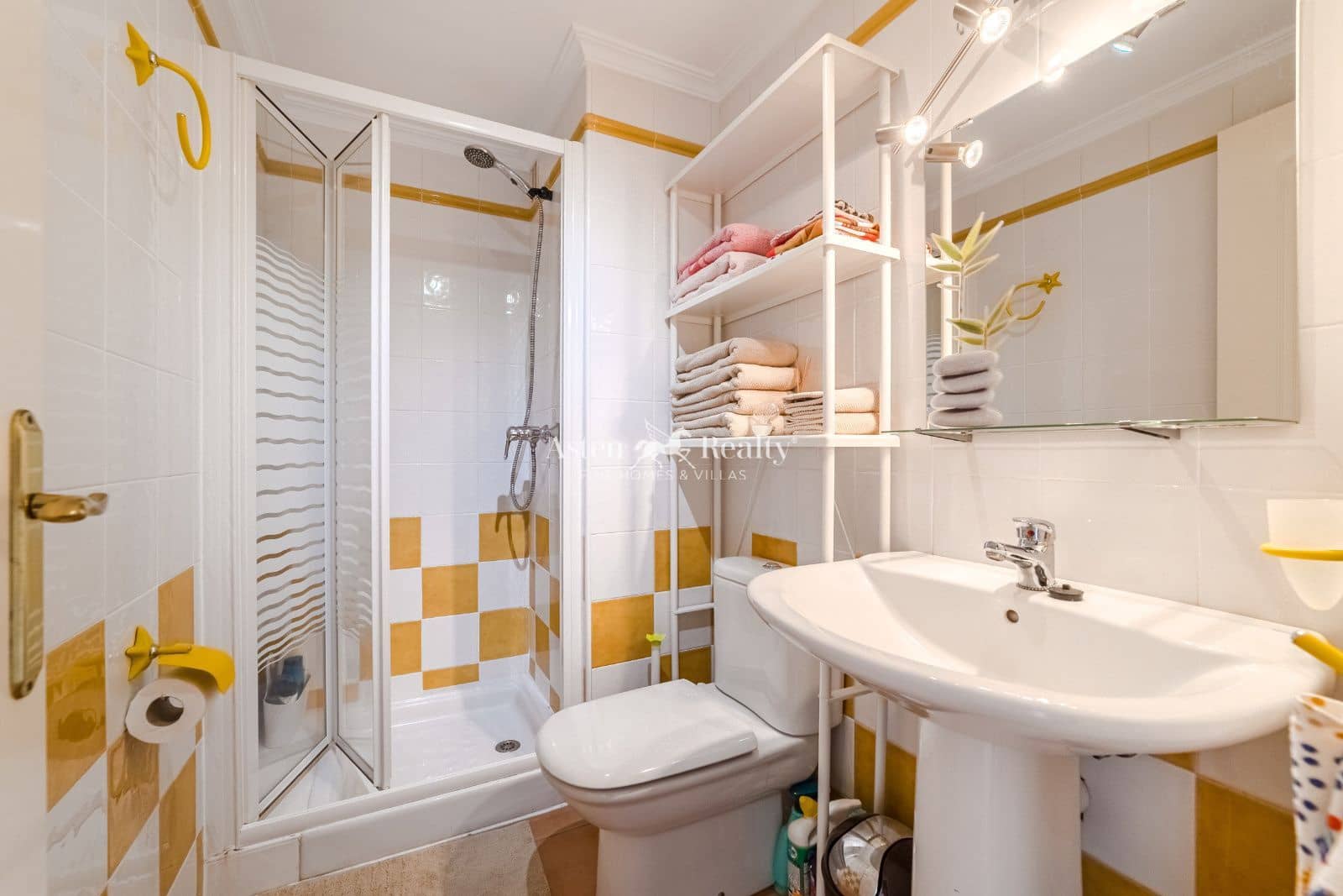 2 chambre Penthouse à vendre à El Medano avec piscine garage - 435 000 € (Ref: 9251728)