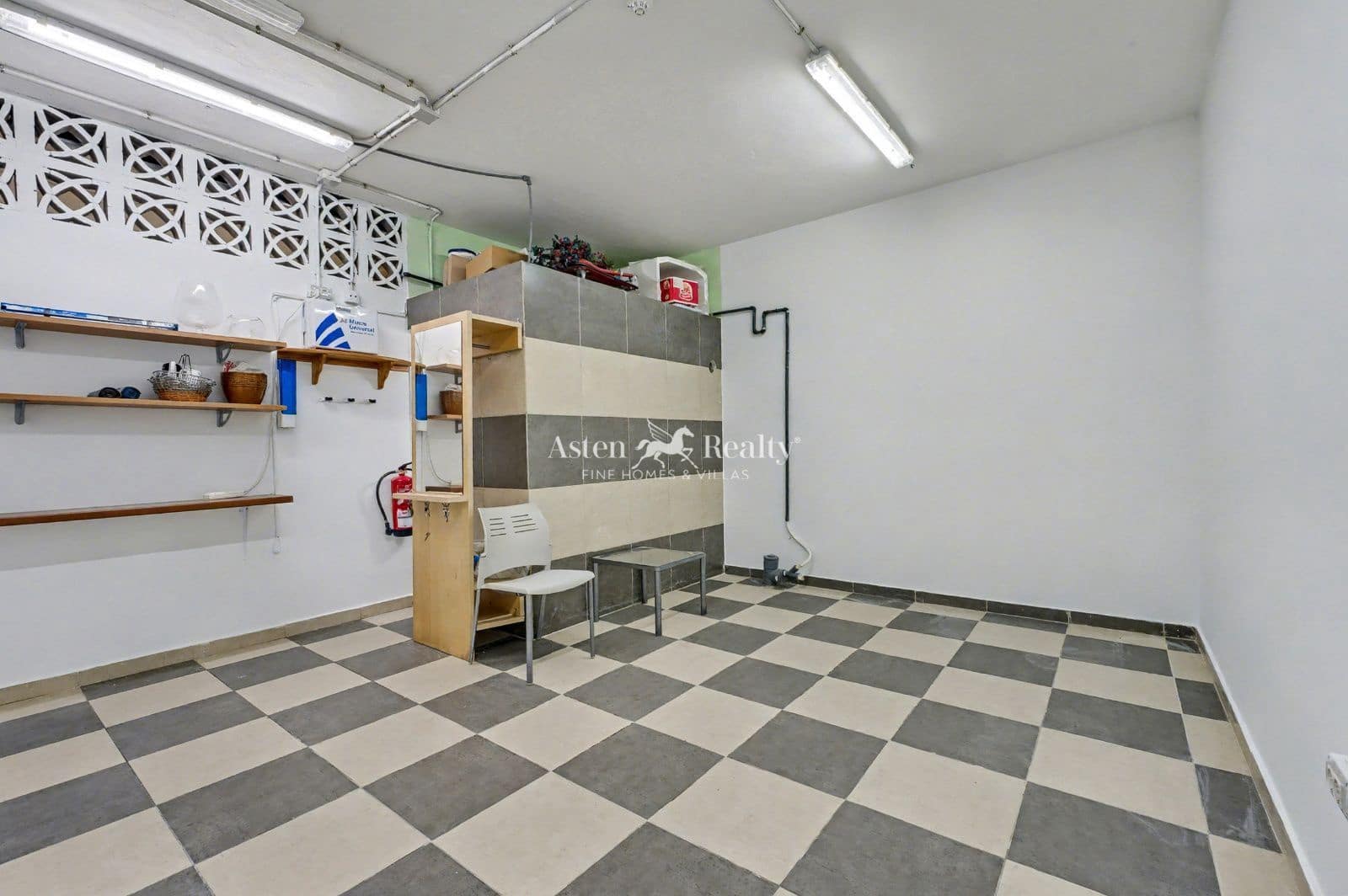 Företag till salu i Playa de las Americas - 998 000 € (Ref: 9253953)