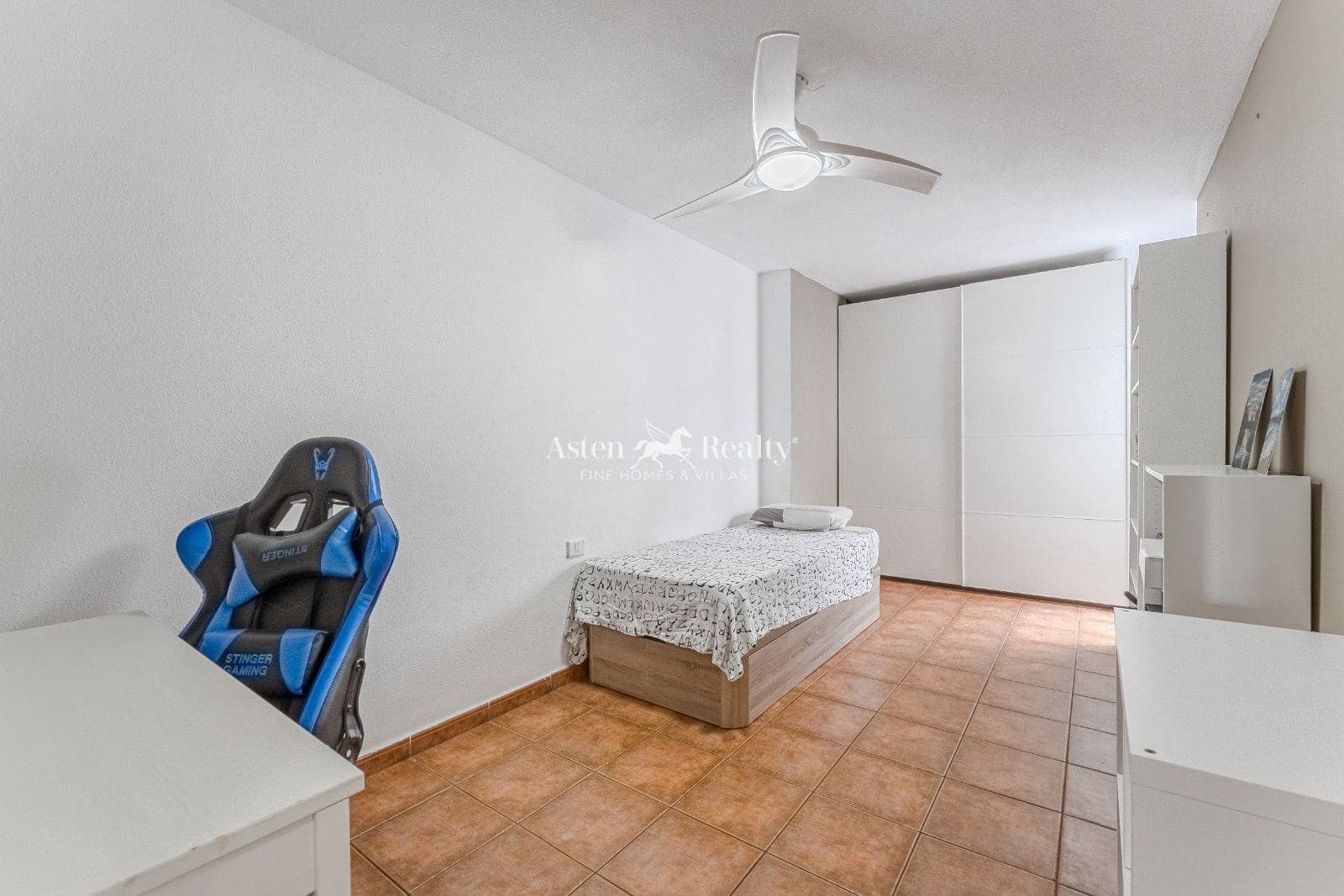 3 soveværelse Lejlighed til salg i El Medano med garage - € 349.000 (Ref: 9255861)