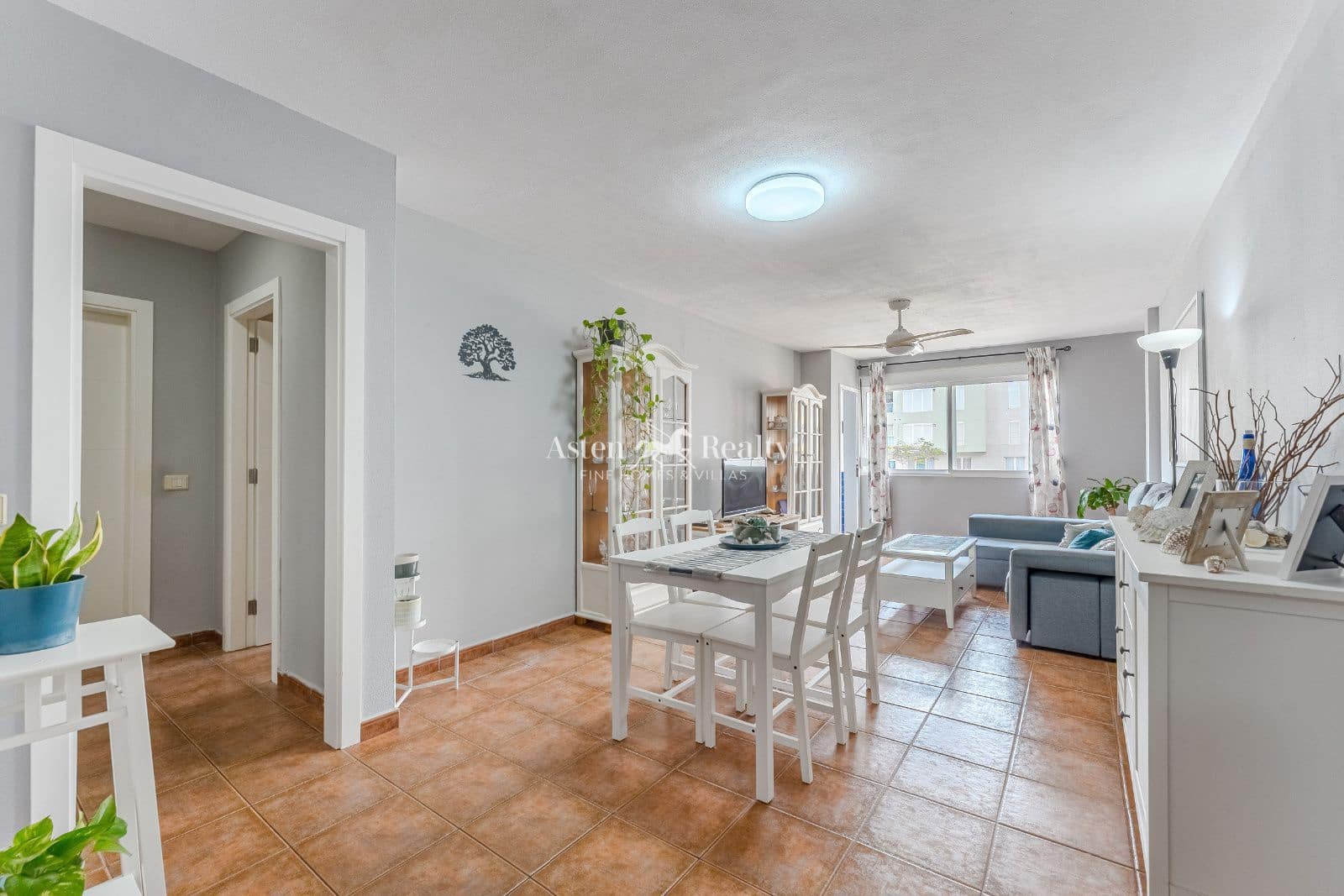 3 soveværelse Lejlighed til salg i El Medano med garage - € 349.000 (Ref: 9255861)